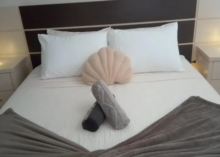Quarto Suíte Pé na Área Bombinhas